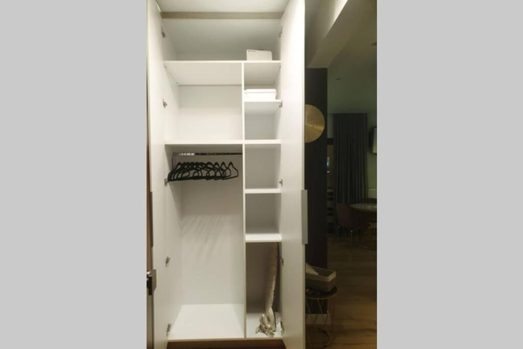 אתונה Ecostay-Serenity,Business Class Apartment By The Sea In Alimos Kalamaki מראה חיצוני תמונה